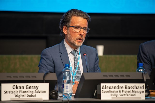 51908474092 191C76d39c O 1